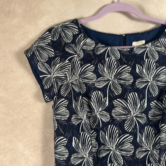J. Crew Factory Navy White Floral Basket Weave Dress 4 Wedding Guest Preppy - Picture 2 of 10
